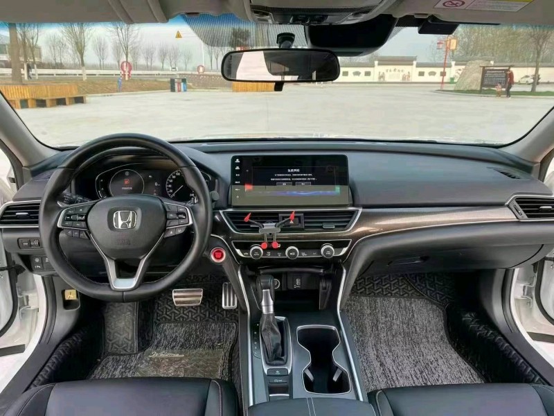 徐州22年本田雅阁4