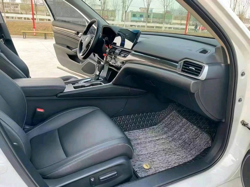 徐州22年本田雅阁5