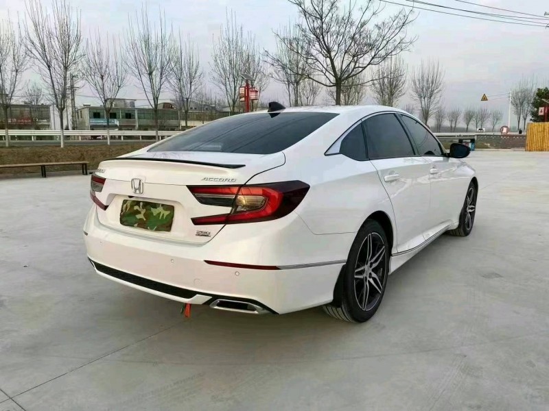 徐州22年本田雅阁8