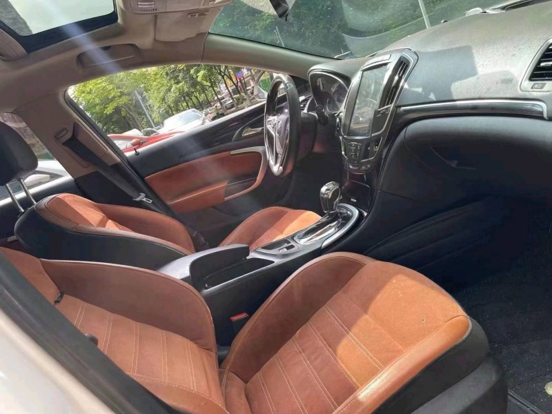 成都17年别克君威9