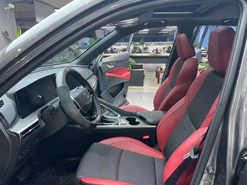 成都24年长安汽车CS353