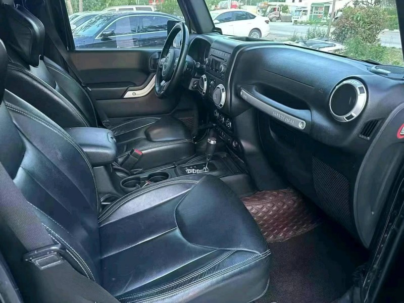 徐州18年Jeep牧马人8