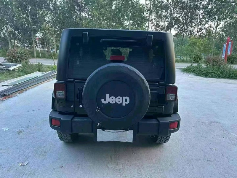 徐州18年Jeep牧马人9