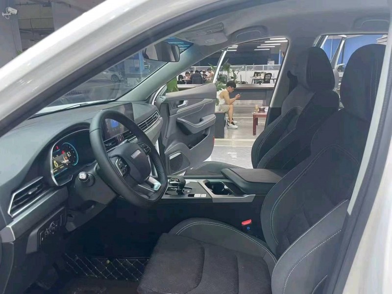 成都23年东南汽车DX85