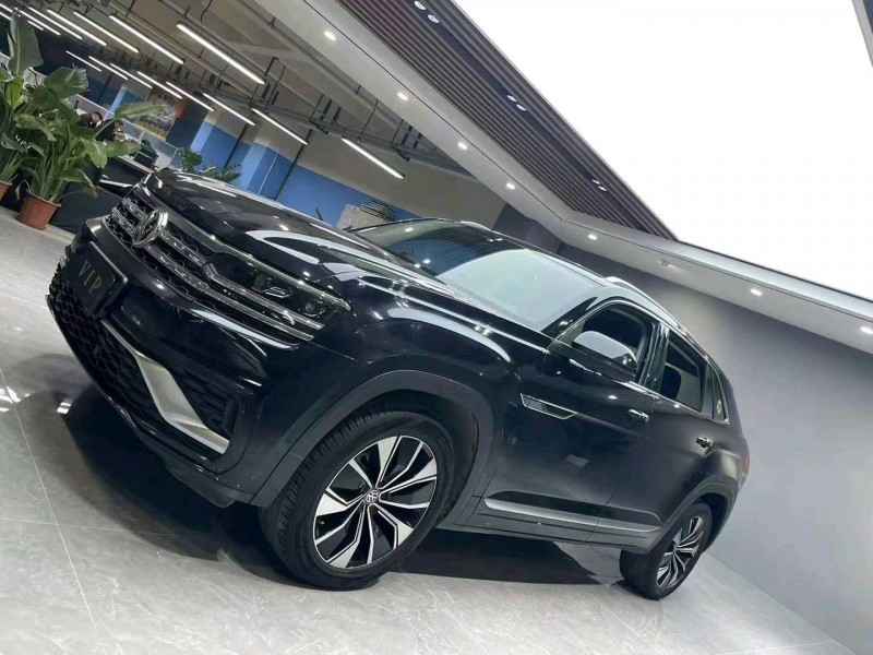 成都20年大众途昂2