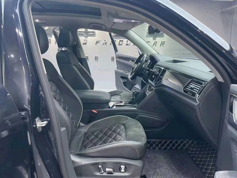 成都20年大众途昂4