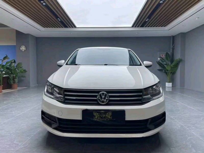 成都22年大众桑塔纳1