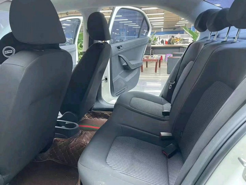 成都22年大众桑塔纳4