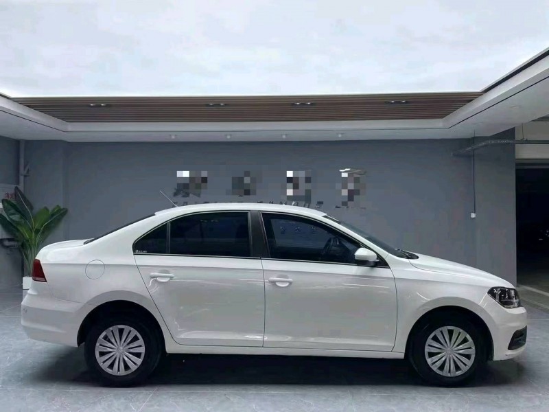 成都22年大众桑塔纳6