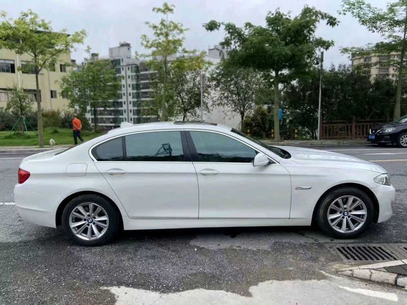 广州11年宝马5系4