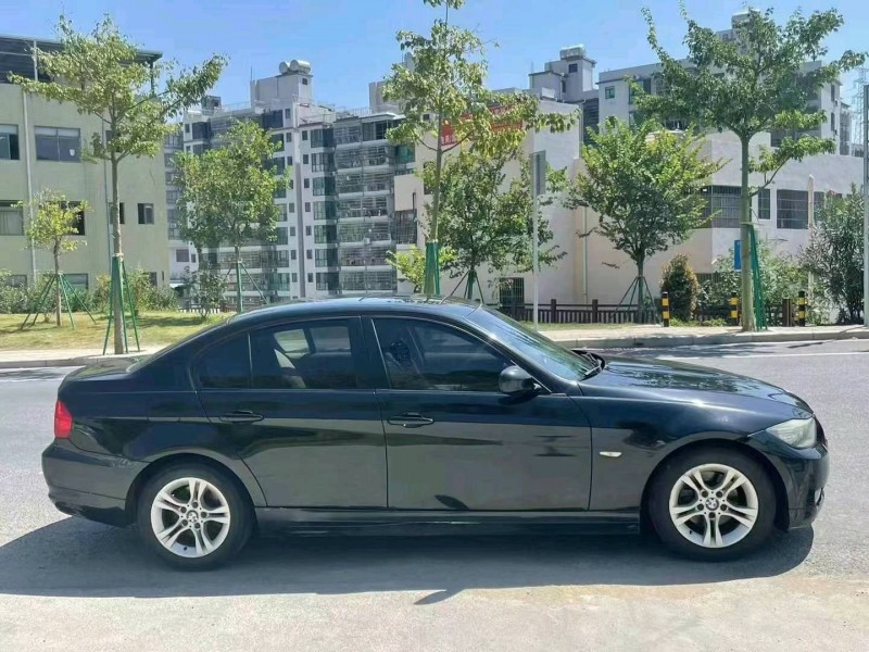 广州12年宝马3系4
