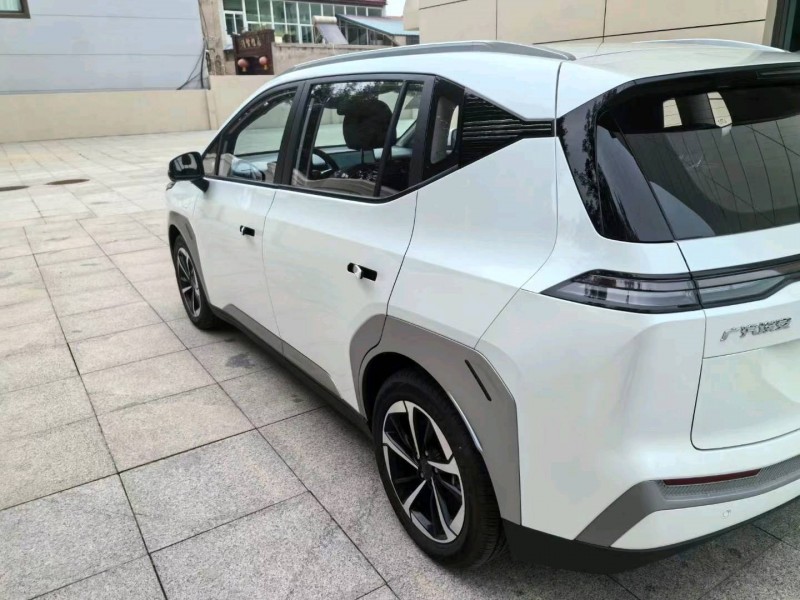 保定24年传祺埃安Y7