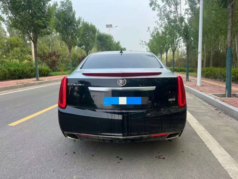 廊坊13年凯迪拉克XTS9