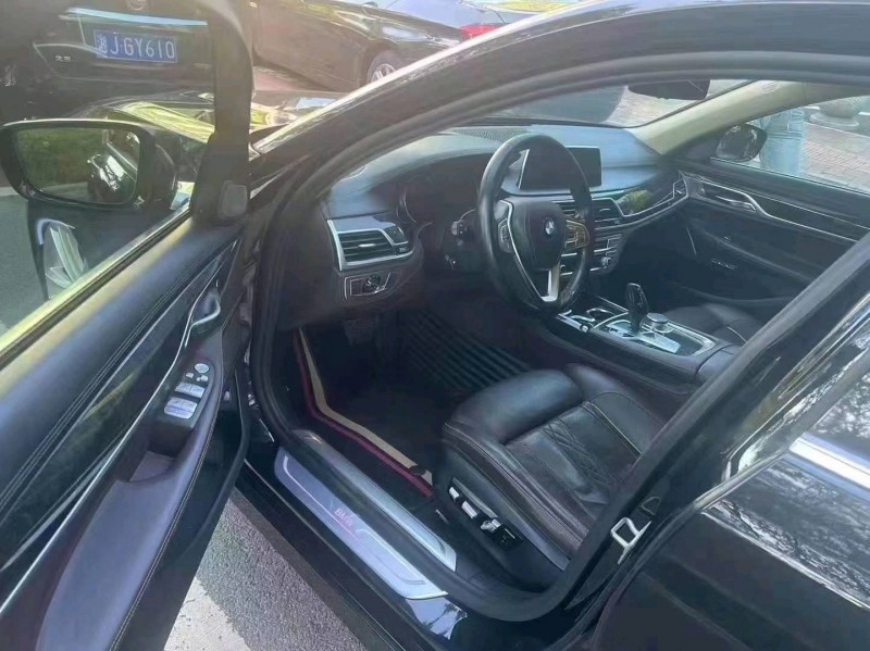 保定18年宝马7系2