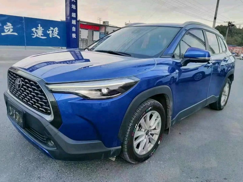 潍坊22年丰田锐放3