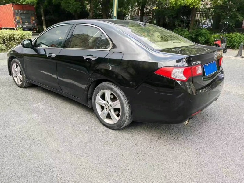 盐城11年本田思铂睿5