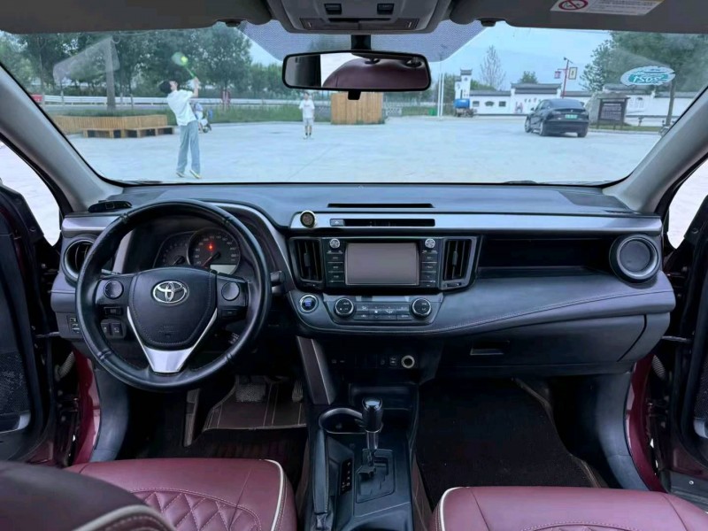 徐州18年丰田RAV4荣放4