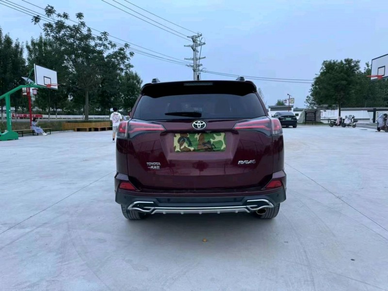 徐州18年丰田RAV4荣放8