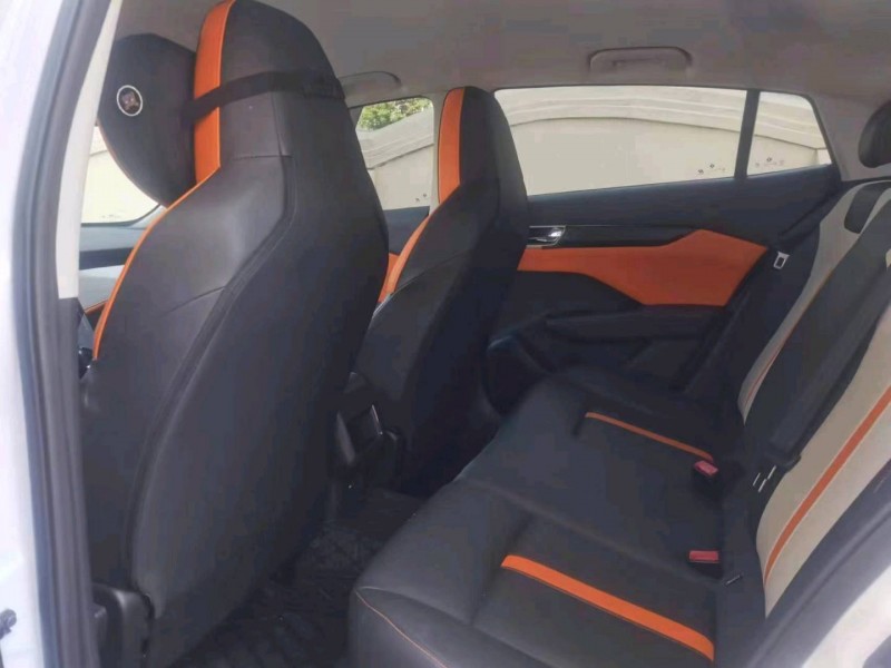 保定23年东风奕炫6