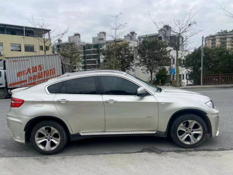 广州11年宝马X64