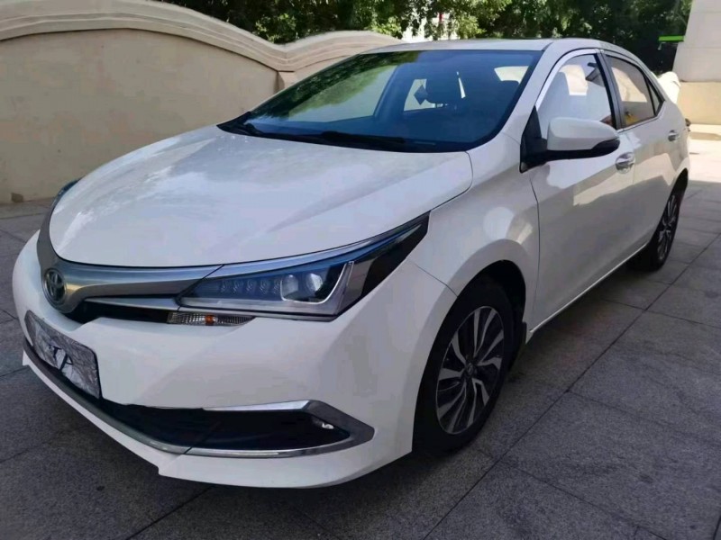 保定18年丰田雷凌2