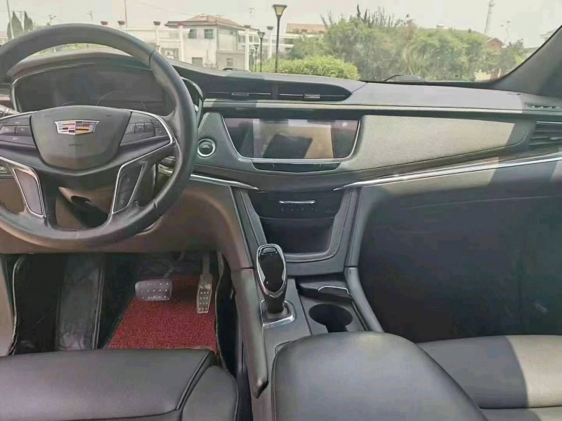 苏州19年凯迪拉克XT57
