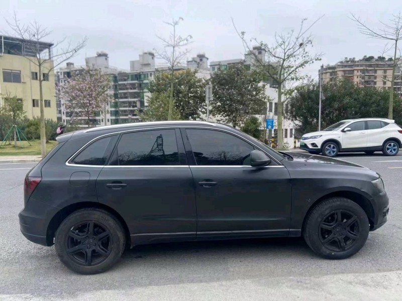 广州10年奥迪Q54