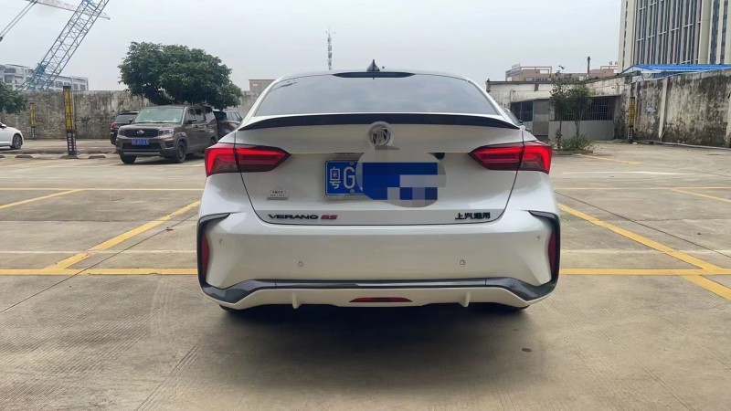 佛山23年别克威朗8