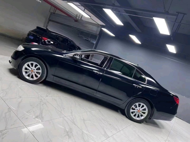 成都15年红旗H73