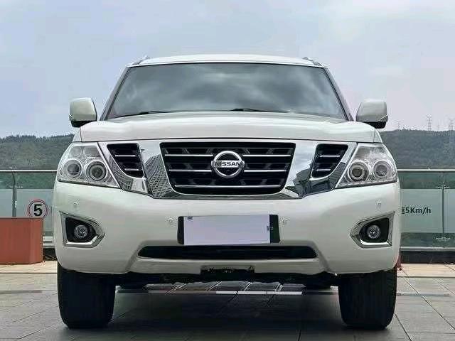 成都18年日产途乐1