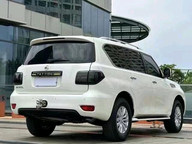 成都18年日产途乐2