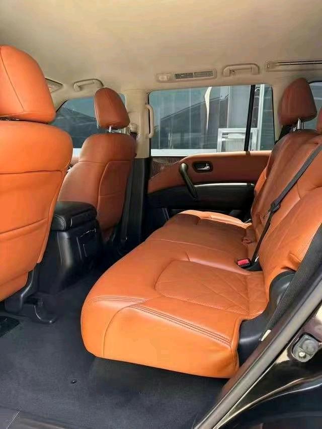 成都18年日产途乐7