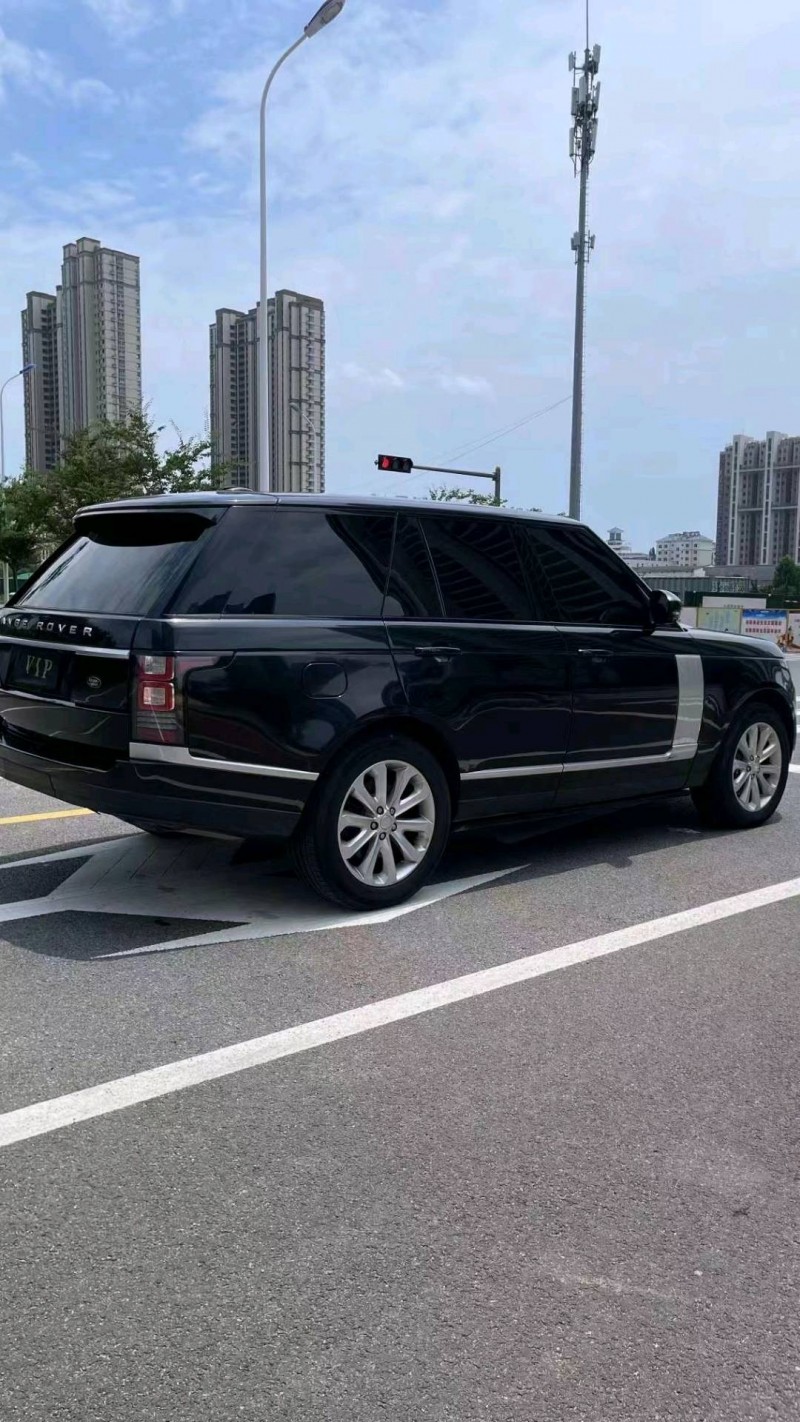 潍坊13年路虎揽胜行政4