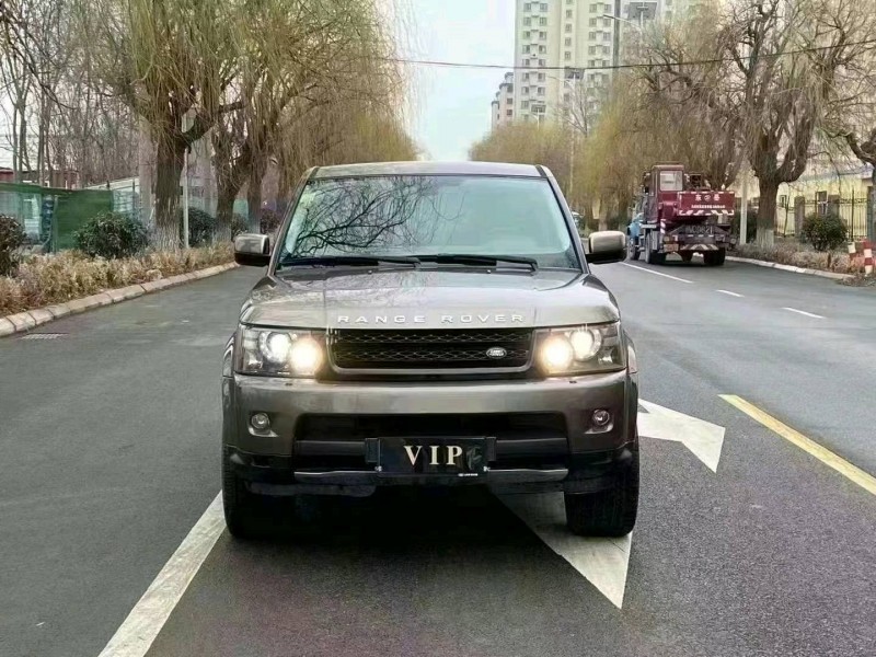 青岛11年路虎揽胜运动1