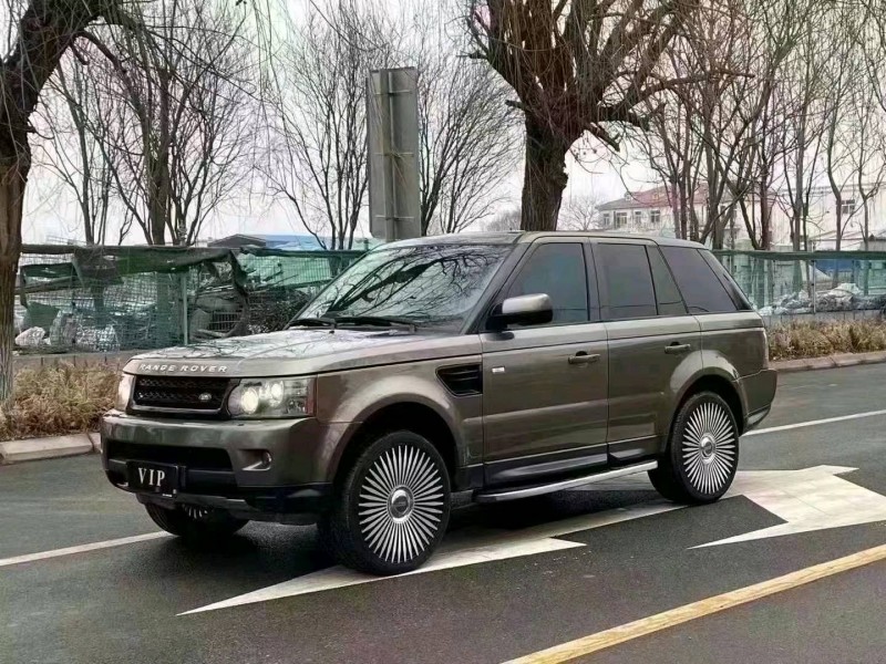 青岛11年路虎揽胜运动2