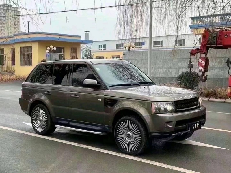 青岛11年路虎揽胜运动3