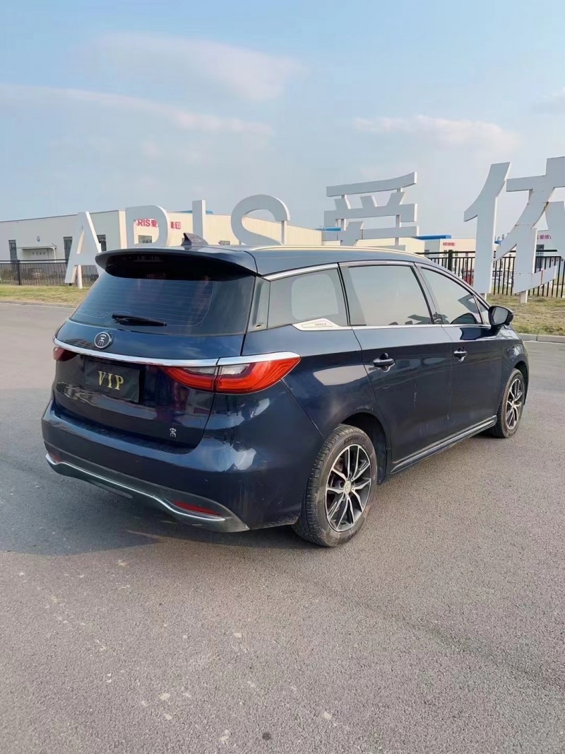 徐州18年比亚迪宋8