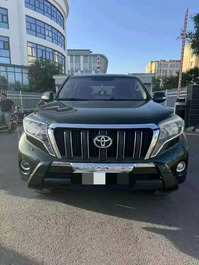 保定14年丰田普拉多1