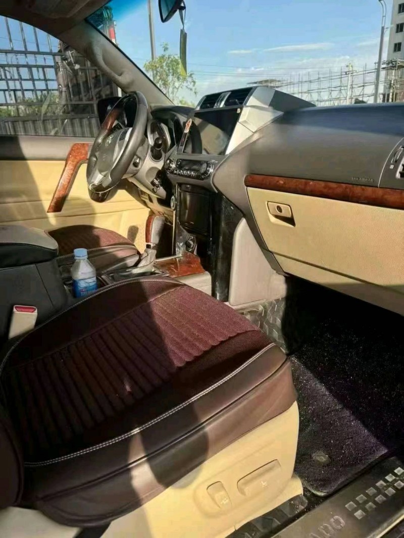 保定14年丰田普拉多7