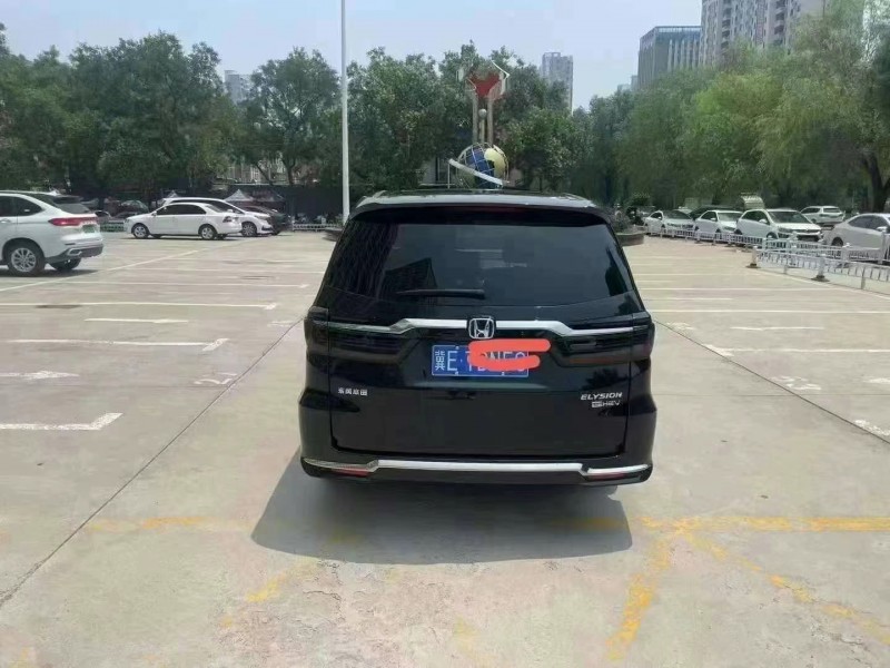 徐州24年本田艾力绅8