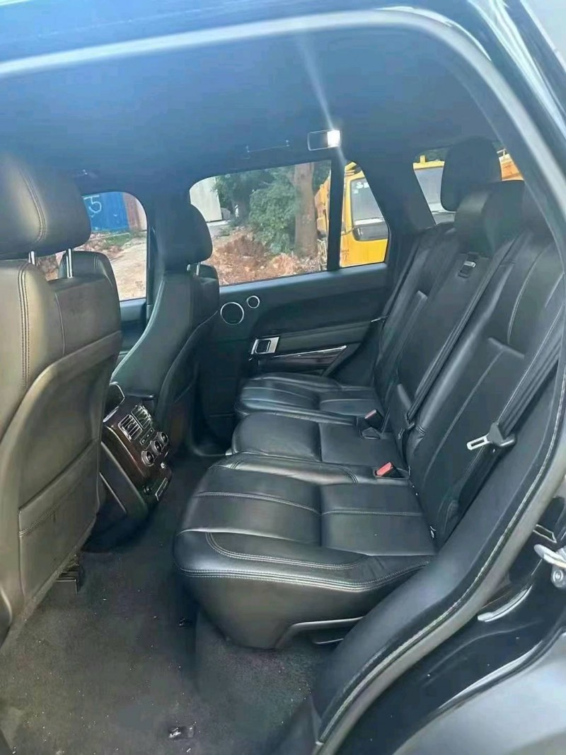 广州17年路虎揽胜行政4