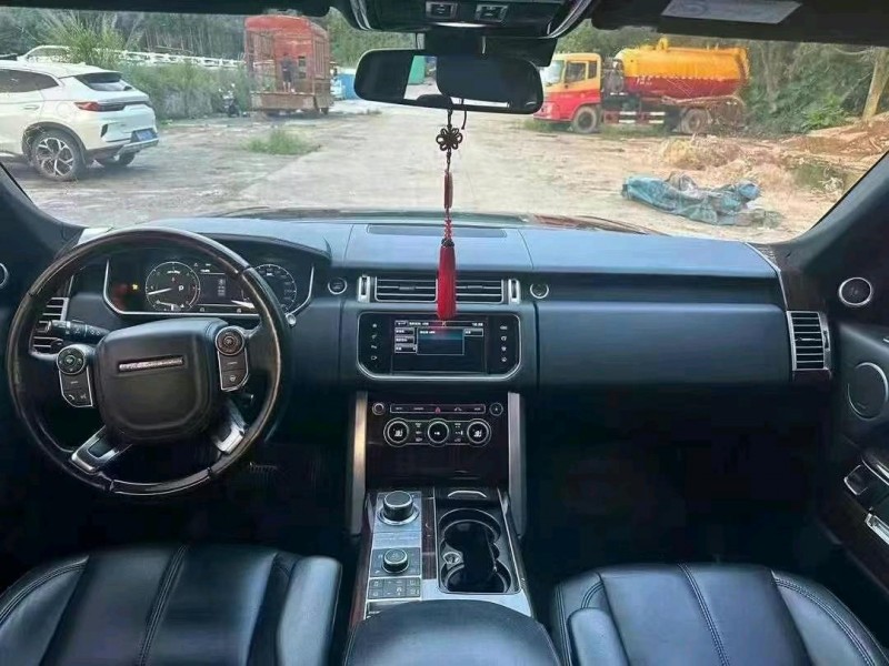 广州17年路虎揽胜行政5