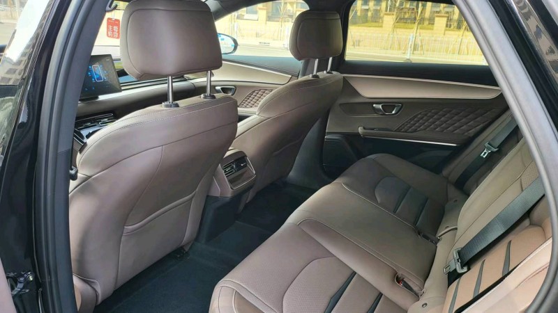 保定24年比亚迪汉DM7