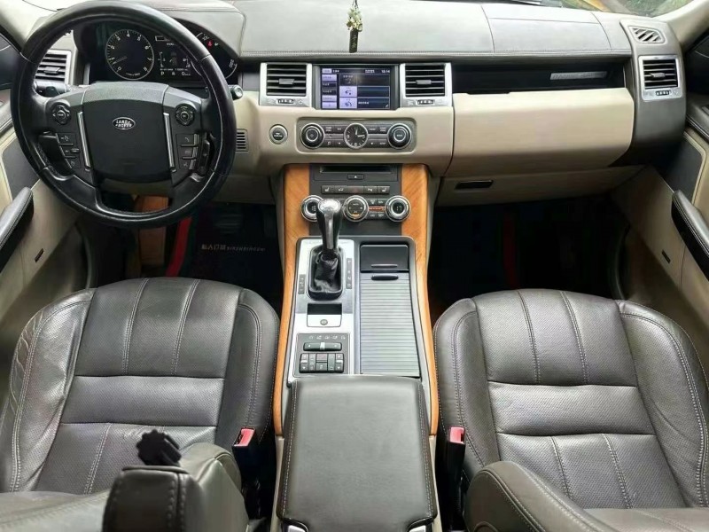 济宁12年路虎揽胜运动7