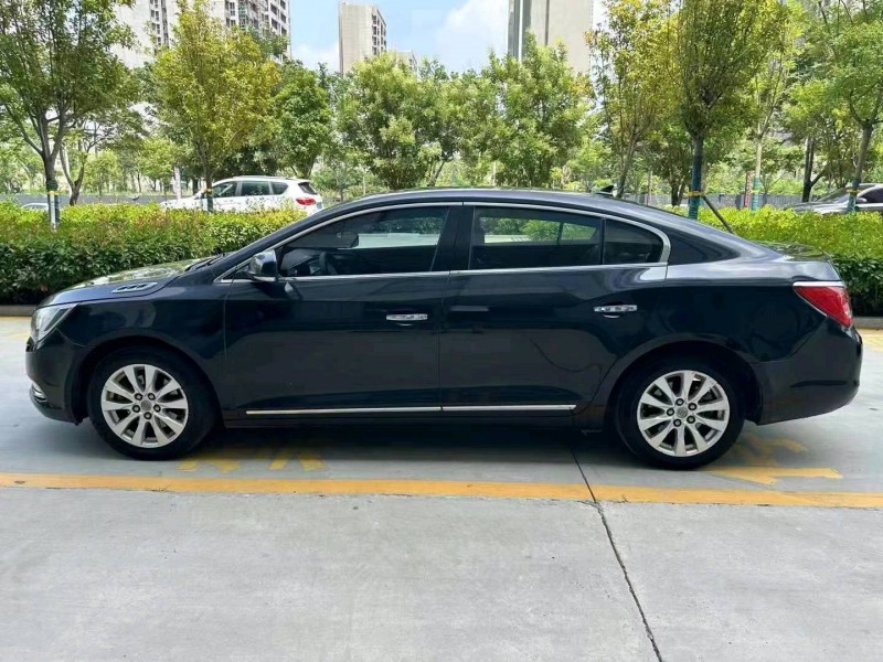 潍坊14年别克君越3