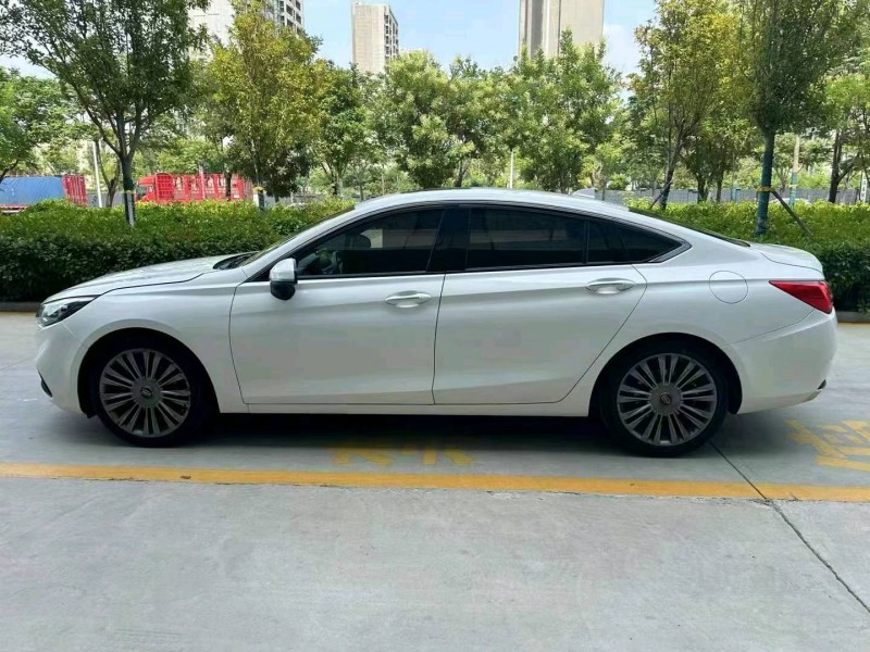 济宁20年红旗H53