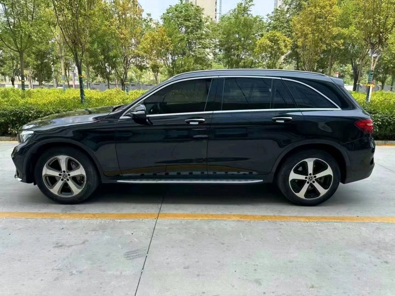 潍坊19年奔驰GLC3