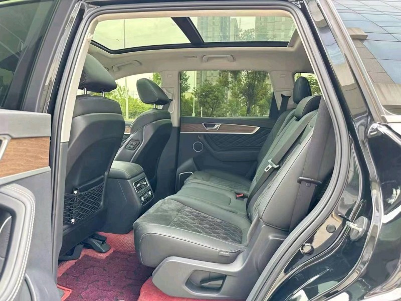 潍坊22年红旗HS74