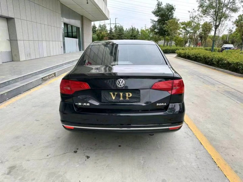 潍坊17年大众宝来4