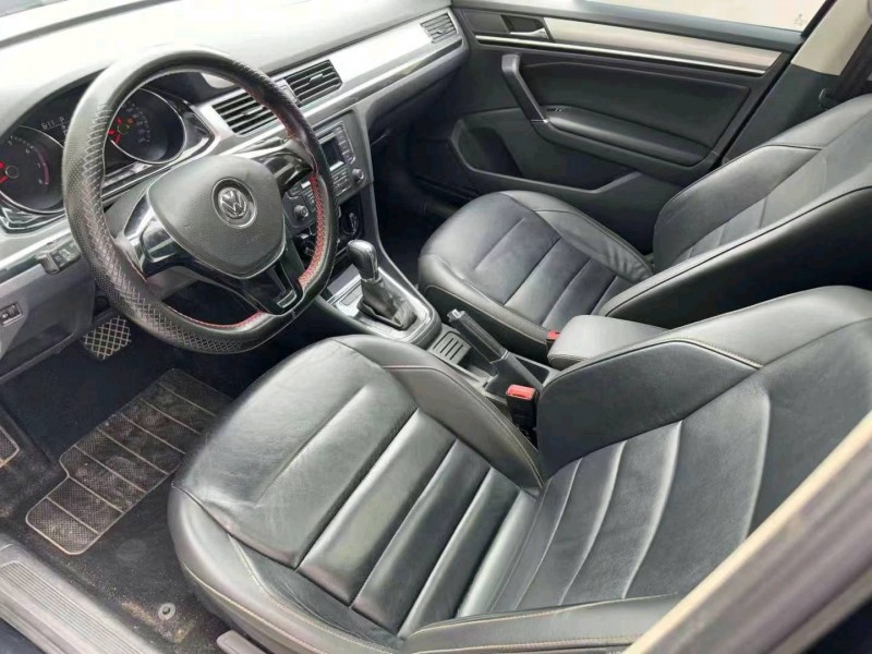 潍坊17年大众宝来5